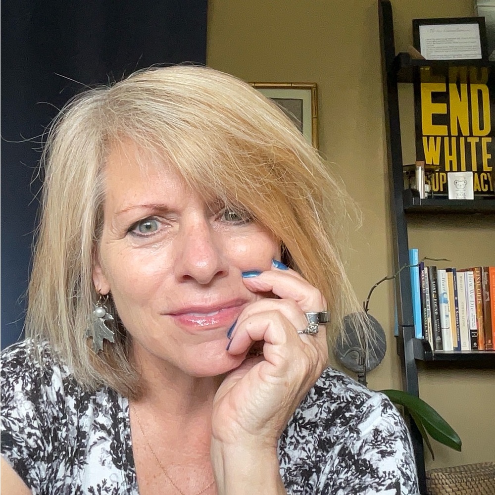 Meet your Posher, Julie